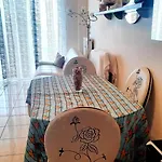 Gk Seaside Maisonette *