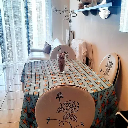 Gk Seaside Maisonette *