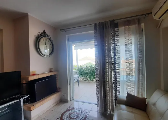 Gk Seaside Maisonette
